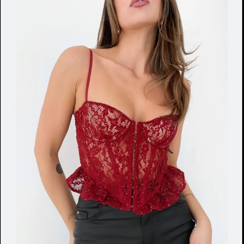 NWOT Rumored Burgundy Lace corset bustier